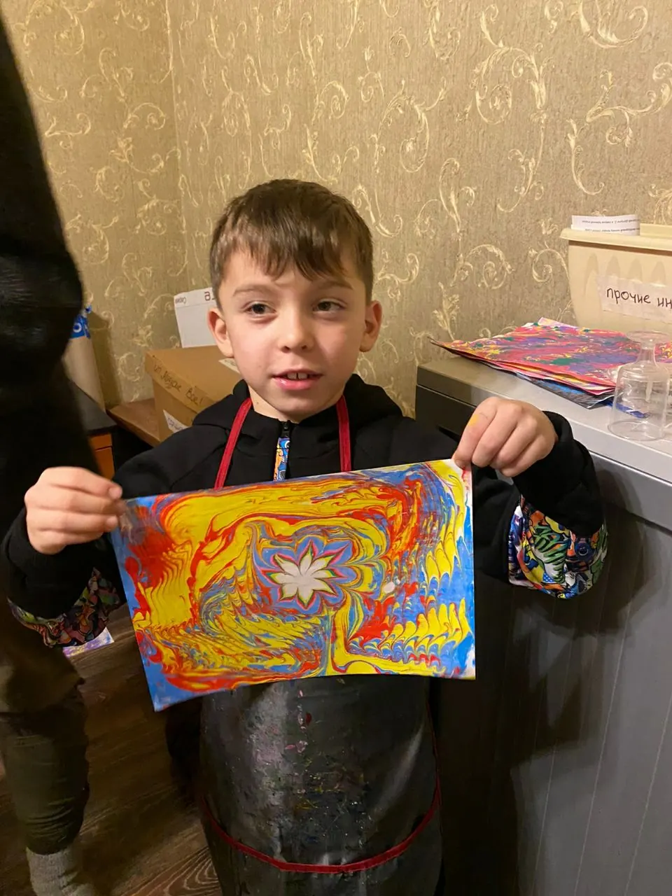 Рисунок на воде «Эбру»